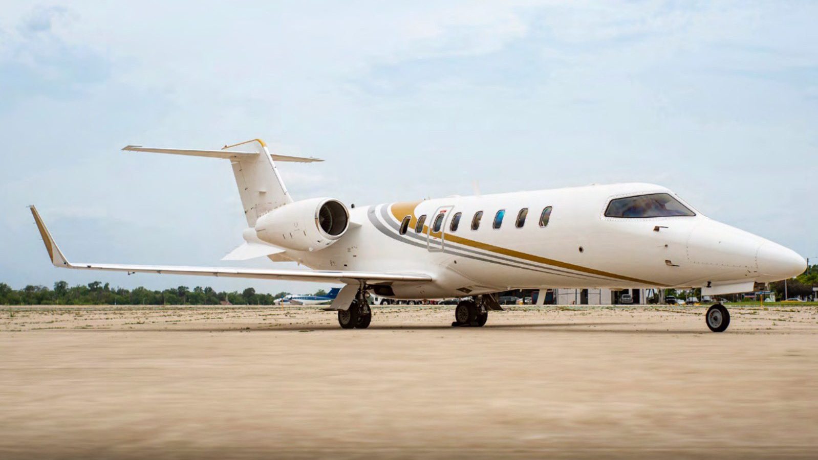 Private jet charter